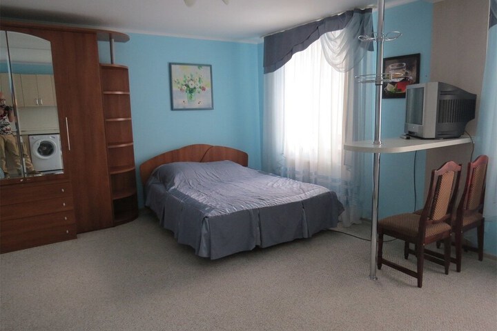 Room 22 of 38