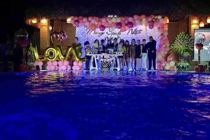 Pool 69 of 113