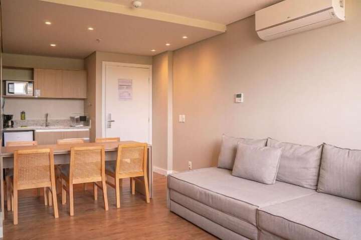 Room 12 of 28