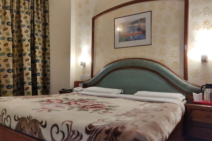 Room 18 of 59