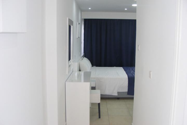 Room 4 of 45
