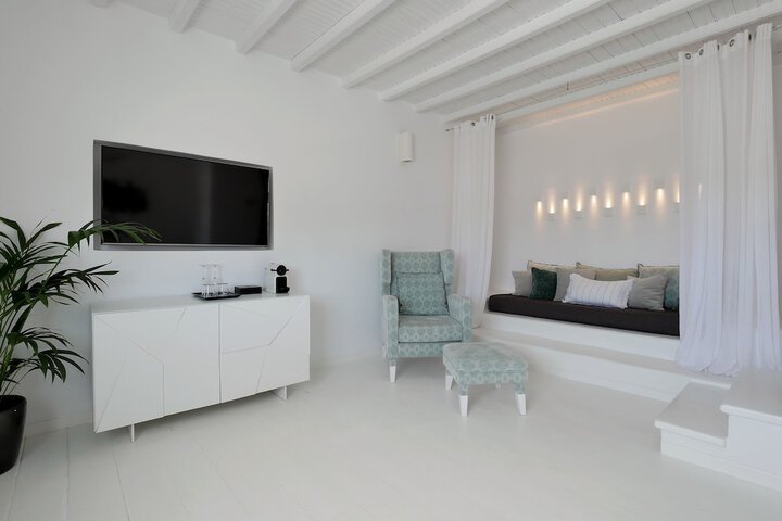 Room 51 of 145