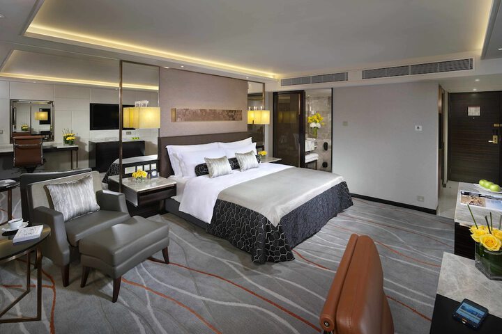 Room 7 of 119