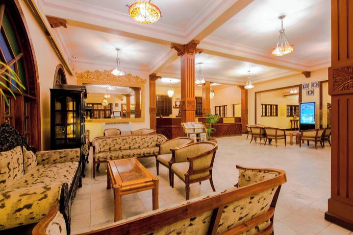 Lobby Photos