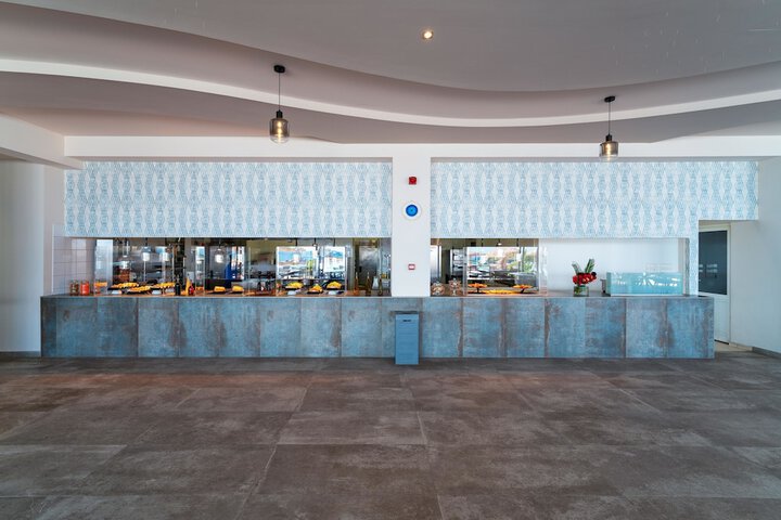 Hotel Interior 4 of 283