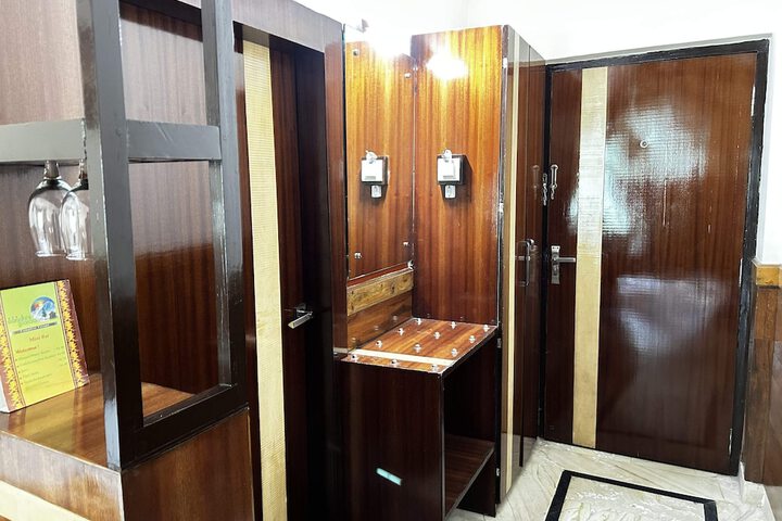 Room 18 of 75
