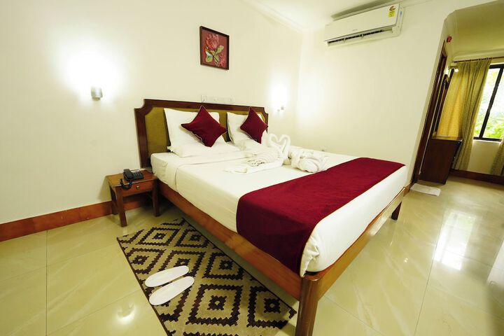 Room 16 of 36