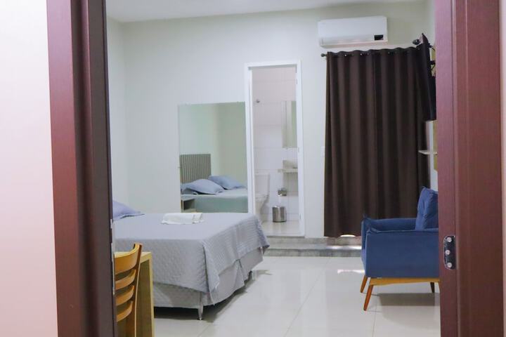 Room 5 of 17