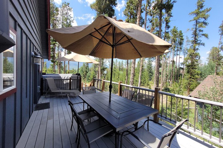 Terrace/Patio 12 of 32