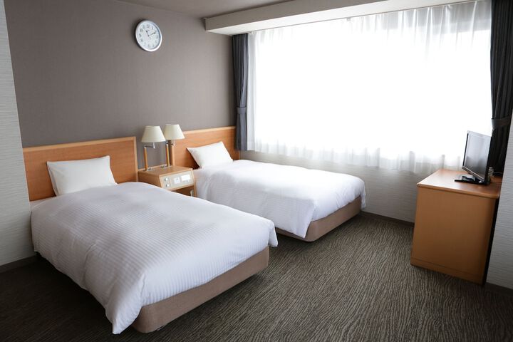 Room 21 of 50