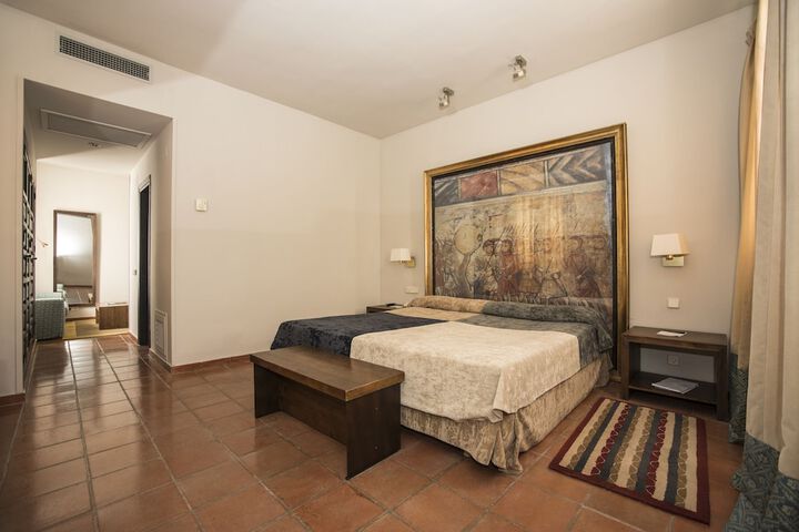 Room 15 of 41