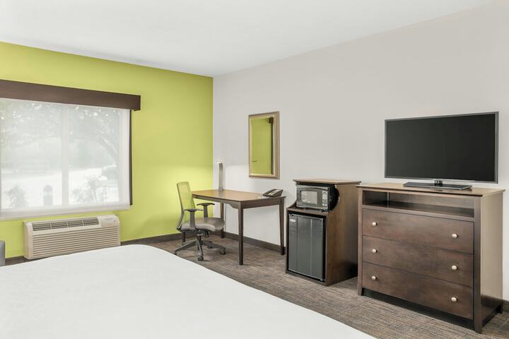 Room 31 of 62