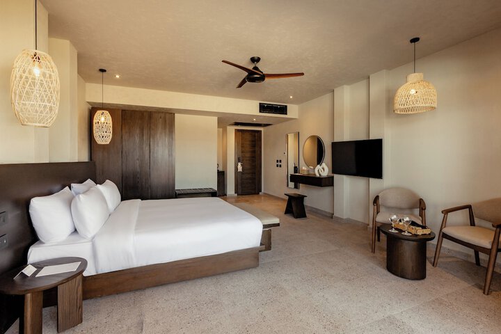 Room 5 of 150