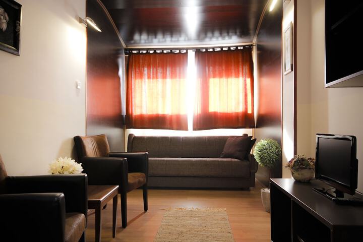 Room 32 of 113