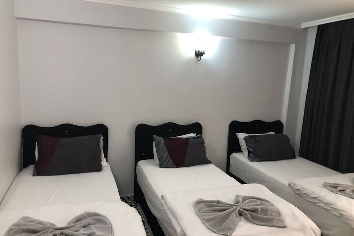 Room 20 of 137