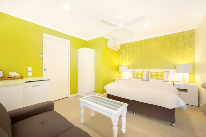 Room 16 of 39