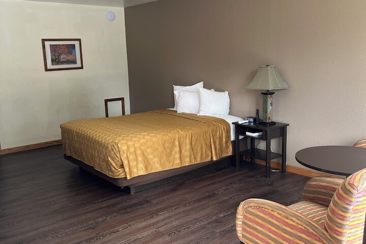 Room 80 of 180