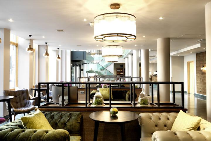 Hotel Interior 4 of 81