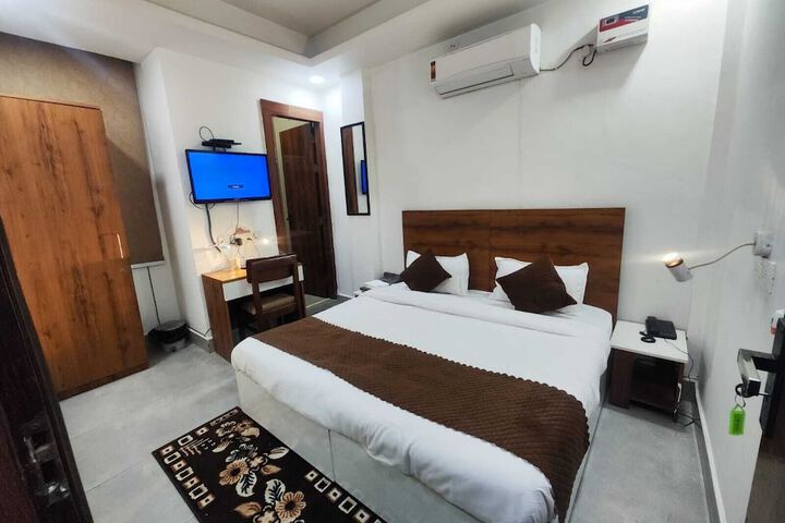 Room 48 of 75