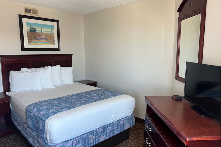 Room 27 of 71
