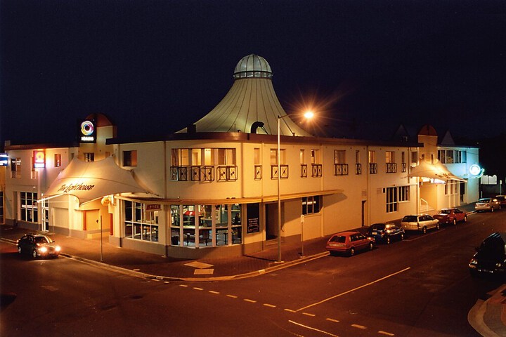 Hotel 44 of 44