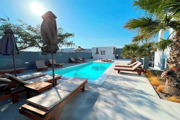 Pool 52 of 78