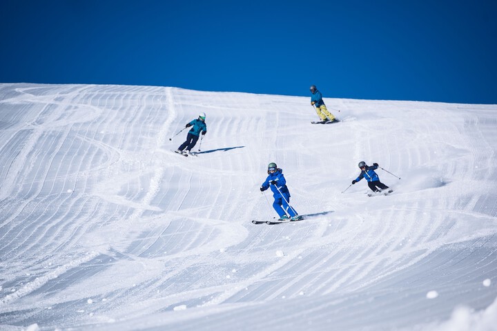 Snow and ski sports