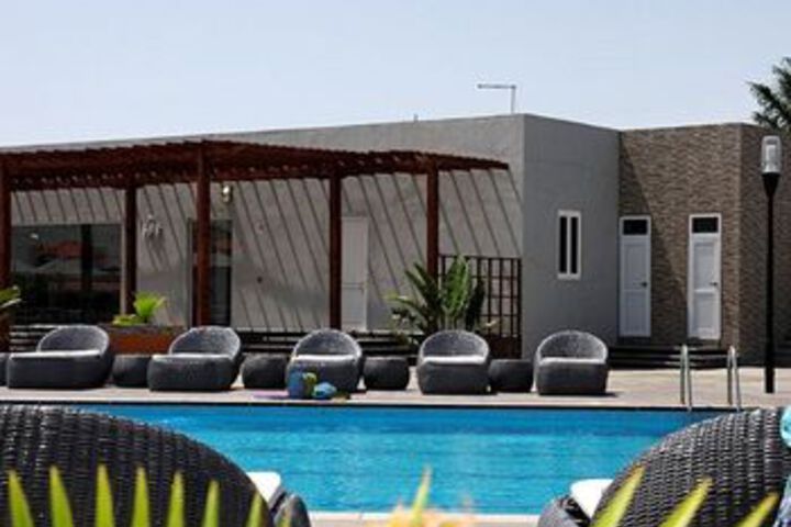 Pool 18 of 26