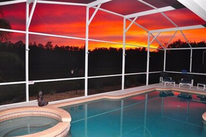 Pool 12 of 25