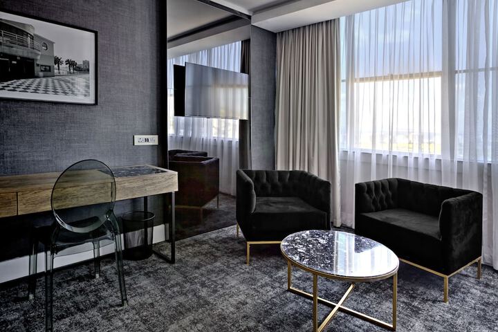 Room 13 of 51
