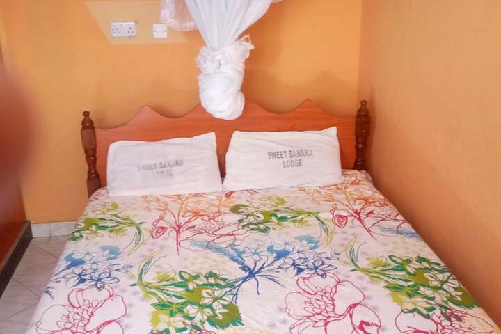 Room 3 of 11