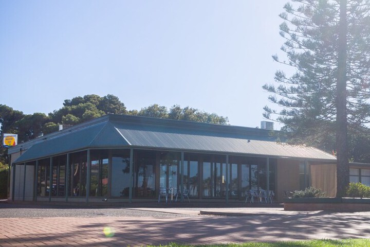 Hotel Entry