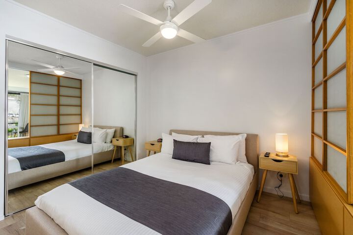 Room 3 of 48