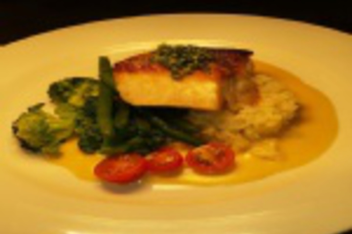Dining 229 of 384