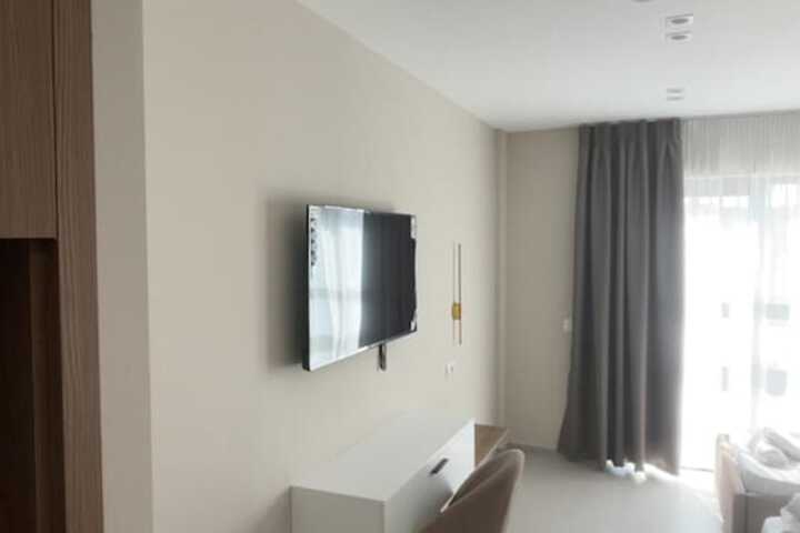 Room 6 of 20