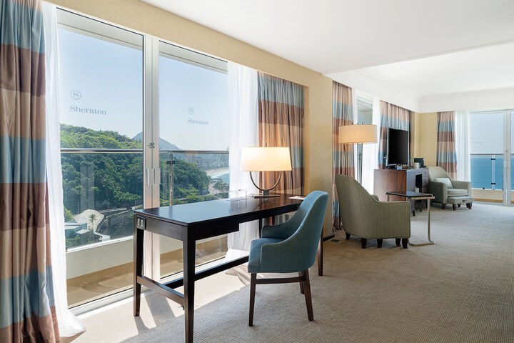 Room 46 of 256