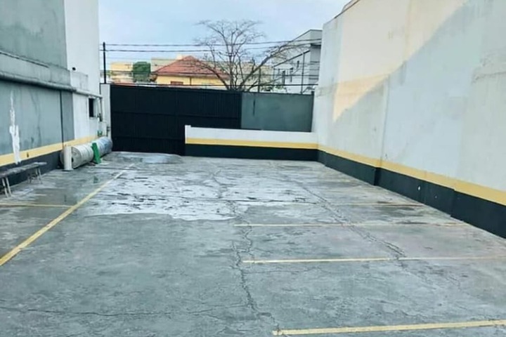 Property Grounds 49 of 51
