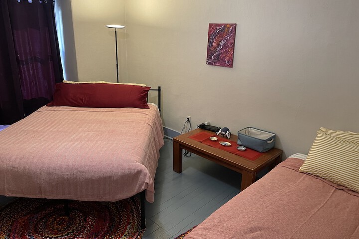 Room 12 of 99