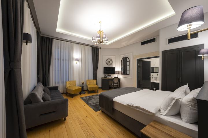 Room 63 of 134