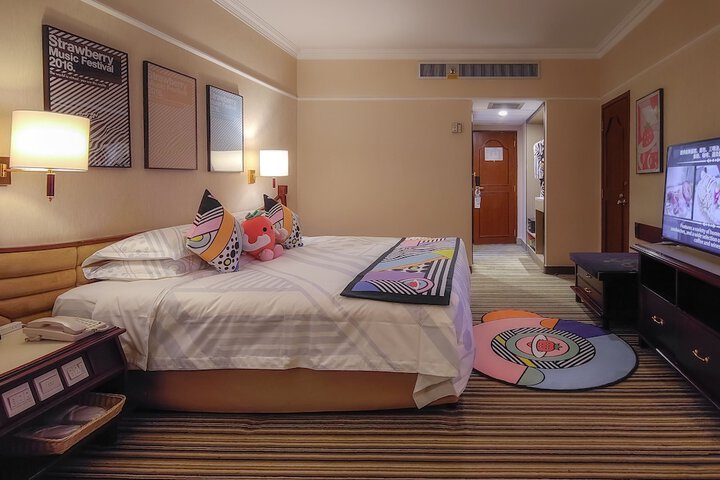 Room 36 of 175