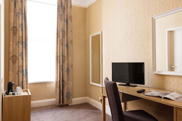 Room 14 of 46