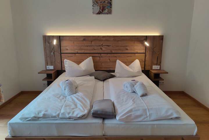 Room 12 of 41