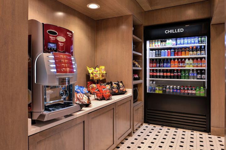 Snack bar