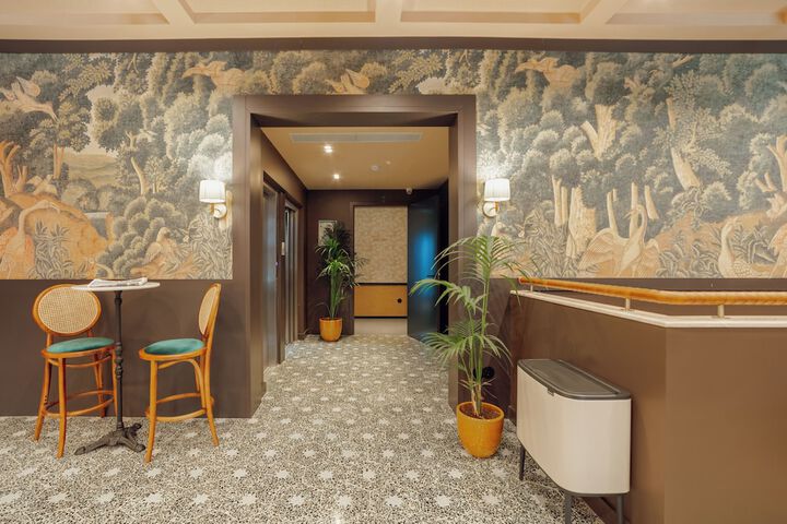 Hotel Interior 5 of 46