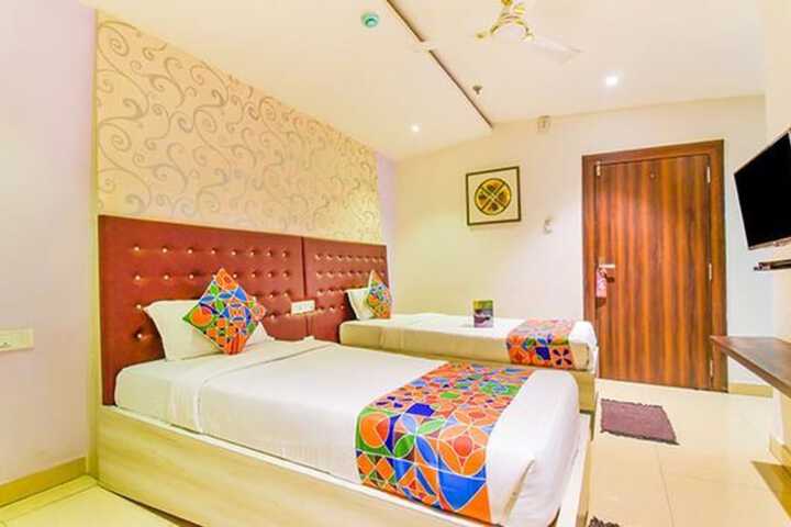 Room 5 of 19