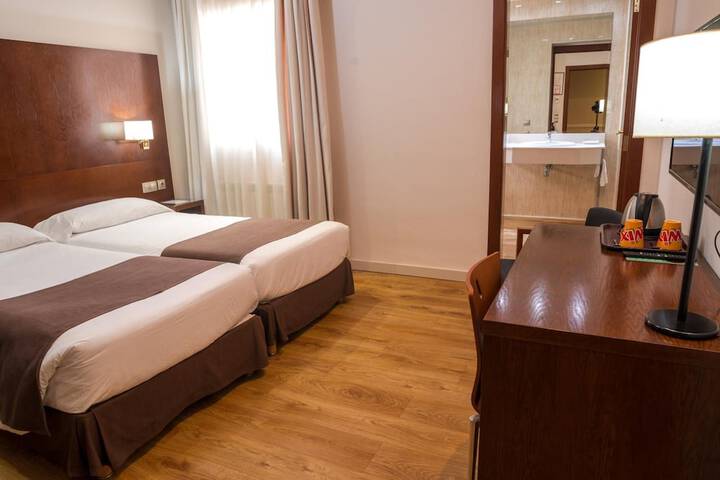Room 26 of 57