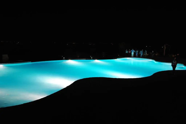 Pool 9 of 13