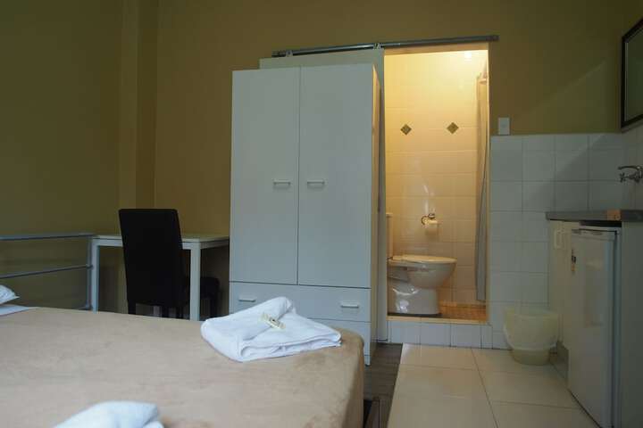 Room 6 of 52