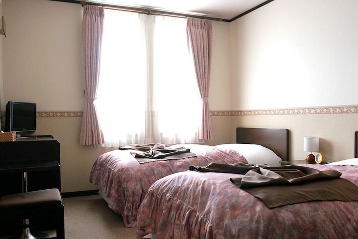 Room 8 of 56