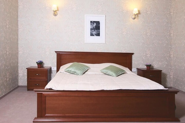 Room 5 of 38